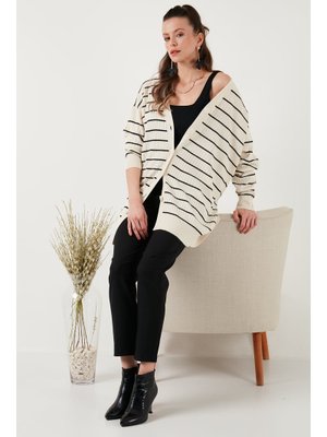 Krem Siyah Lela Hırka