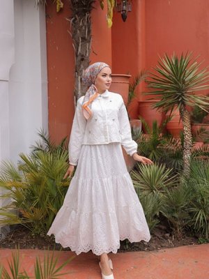 Beyaz Taş Detaylı Uzun Etekli Fisto Takım