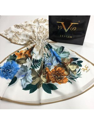 Bej Çiçekli Desen Pavia Seri Şal Askısı İle Birlikte 90x200 Cm Beyaz Bej Çiçekli Desen Pavia Seri Şal Askısı İle Birlikte 90x200 Cm Beyaz