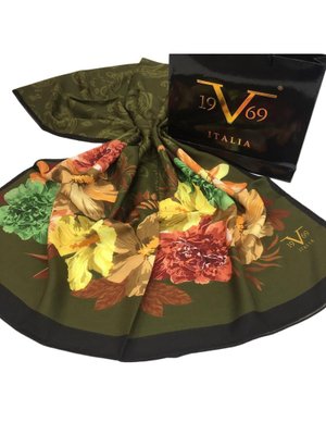 Yeşil Siyah Çiçekli Desen Pavia Seri Şal Askısı İle Birlikte 90x200 Cm Haki Yeşil Siyah Çiçekli Desen Pavia Seri Şal Askısı İle Birlikte 90x200 Cm Haki