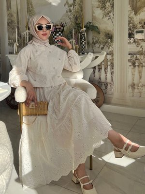 Bej Taş Detaylı Uzun Etekli Fisto Takım