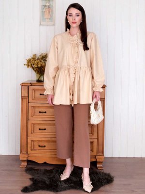 Krem Fırfırlı Bağlamalı Tunik & Acı Kahve Boru Paça Pantolon Takım