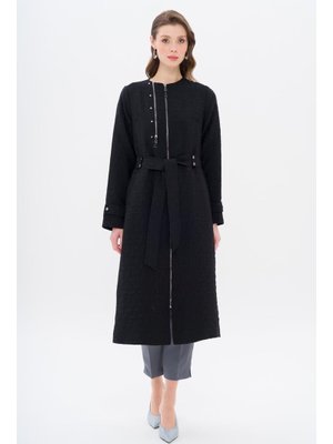 Siyah Sıfır Yaka Fermuar Detaylı Kapitone Desenli Hafif Kap