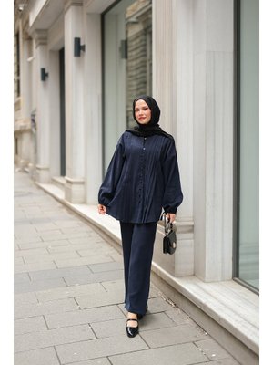 Lacivert Süs Dikişli Büzgülü Takım Lacivert Süs Dikişli Büzgülü Takım