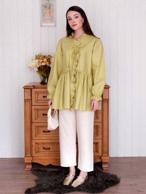 Soft Yeşil Fırfırlı Bağlamalı Tunik & Krem Boru Paça Pantolon Takım