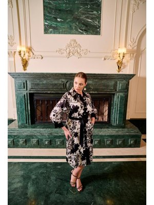 Siyah Büyük Beden Yaka İşleme Detaylı Gömlek Elbise