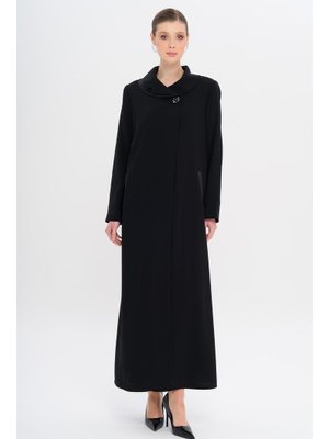 Siyah Düğmesi Taşlı Saten Detaylı Astarlı Büyük Beden Pardesü Siyah Düğmesi Taşlı Saten Detaylı Astarlı Büyük Beden Pardesü