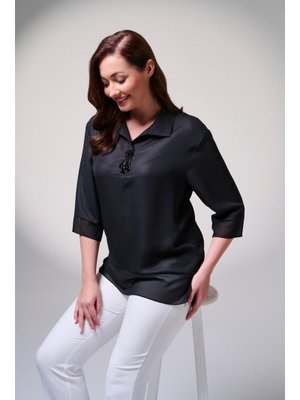 Siyah Büyük Beden Omuz Kısmı İşlemeli Bluz