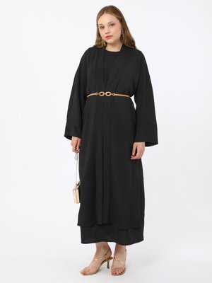 Siyah Büyük Beden Düz Renk Abaya Ferace Siyah Büyük Beden Düz Renk Abaya Ferace