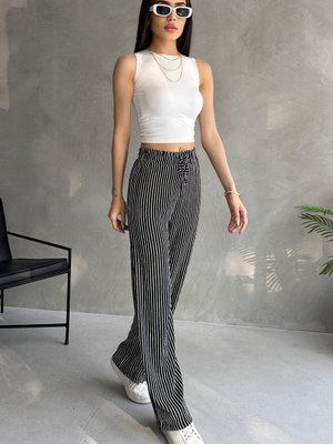 Siyah Beyaz Çizgili Bürümcük Lastikli Bol Paça Pantolon