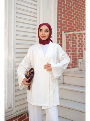 Beyaz Yandan Bağlamalı Ceket Beyaz Yandan Bağlamalı Ceket