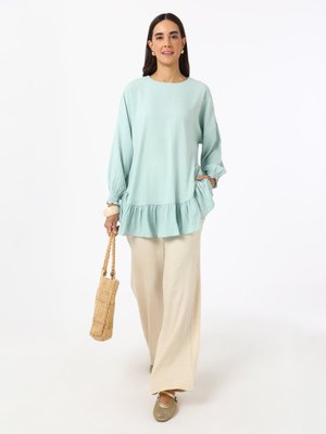 Mint Yeşili Volan Detaylı Tunik Mint Yeşili Volan Detaylı Tunik
