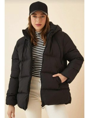 Kapüşonlu Kısa Şişme Mont