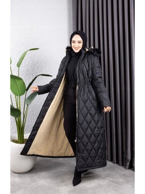 Uzun İçi Kürklü Kapişonlu Kapitone Mont