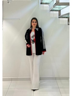 Beyaz Büyük Beden Li Çizgili Ceket Ve Pantolonlu Takım