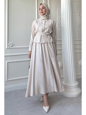 İnce Kemerli Etekli Ekru Takım