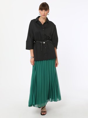 Piliseli Şifon Etek Yesil