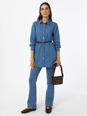 Düğme Detaylı Denim Tunik Acik Mavi