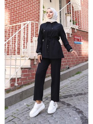 Siyah Ribana Detaylı Takım