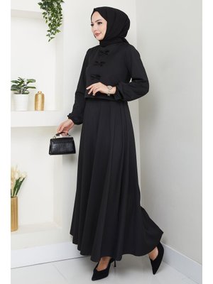 Etekli Fiyonk Detaylı Siyah Takım