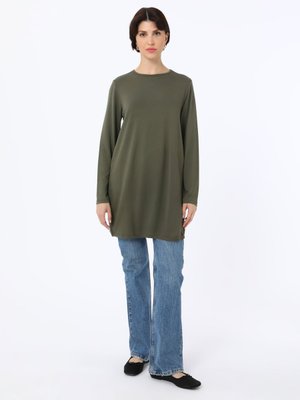 Viskon Kumaştan Bisiklet Yaka Tunik 85 Cm Haki Viskon Kumaştan Bisiklet Yaka Tunik 85 Cm Haki