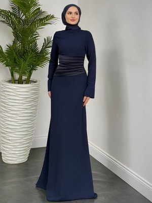 Lacivert Beli Drapeli Kolu Düğmeli Krep Abiye Elbise