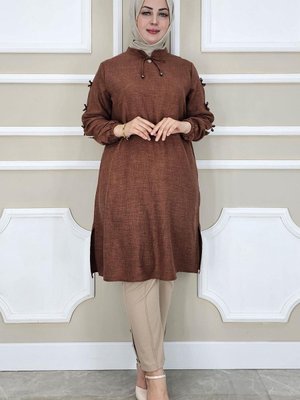 Kahverengi Omuzlardan Kollara Düğme Detay Tunik Kahverengi Omuzlardan Kollara Düğme Detay Tunik