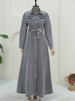 Füme Yakası Nakış Detaylı Kemerli Kot Elbise