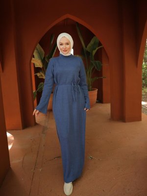 İndigo Ankanoor İp Kuşaklı Rahat Kesim Triko Elbise