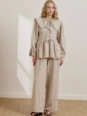 Vizon Fistolu Müslin Robalı Fiyonklu Bluz & Double Paça Pantolon Takım