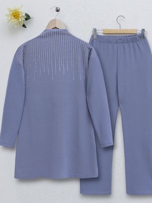 Gri Hakim Yaka Önü Taş Detaylı Pantolonlu İkili Takım Gri Hakim Yaka Önü Taş Detaylı Pantolonlu İkili Takım