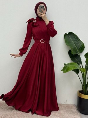 Bordo Broşlu Fiyonklu Taşlı Kemerli Saten Abiye Elbise Bordo Broşlu Fiyonklu Taşlı Kemerli Saten Abiye Elbise