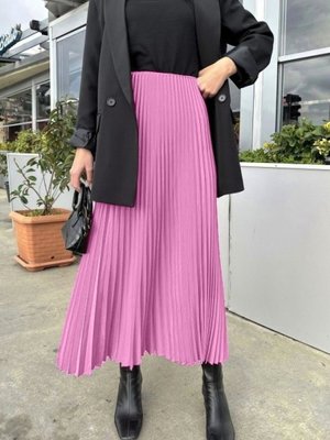 Pembe Uzun Pliseli Beli Lastikli Etek Pembe Uzun Pliseli Beli Lastikli Etek