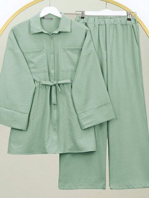 Mint Çift Cepli Tünel Bağcıklı Pantolonlu İkili Takım Mint Çift Cepli Tünel Bağcıklı Pantolonlu İkili Takım