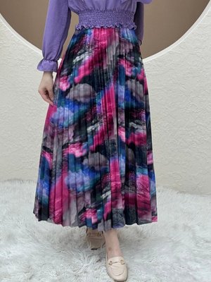 Pembe Uzun Dijital Baskılı Pliseli Etek Pembe Uzun Dijital Baskılı Pliseli Etek