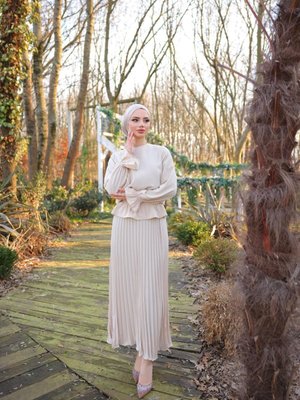 Açık Bej Ankanoor Piliseli Etekli Takım