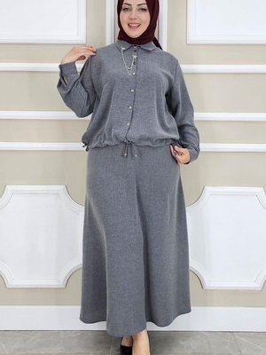 Gri Aksesuarlı Etekli İkili Takım