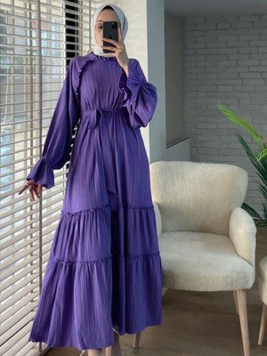 Lila Yakası Fırfırlı Kolu Lastikli Kemerli Elbise