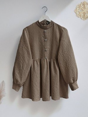 Açık Kahve Önü Taşlı Düğme Detaylı Parçalı Arkası Fermuarlı Tunik