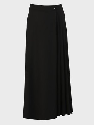 Siyah Etek Siyah Etek