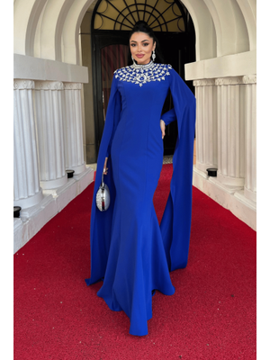 Saks Mavi Atlas Kumaş Taşlı Pelerin Detaylı Balık Elbise