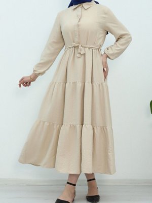 Bej Yarım Düğmeli Kolu Lastikli Beli Bağlamalı Elbise