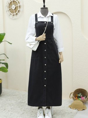 Siyah Boydan Düğmeli Çift Cepli Kot Salopet Siyah Boydan Düğmeli Çift Cepli Kot Salopet