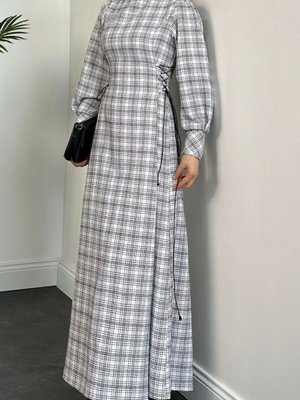 Beyaz Yanları Bağcıklı Yuvarlak Yaka Tüvit Elbise Beyaz Yanları Bağcıklı Yuvarlak Yaka Tüvit Elbise