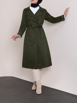 Haki Kolu Katlamalı Düğmeli Kemerli Trençkot