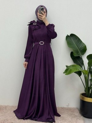 Mor Broşlu Fiyonklu Taşlı Kemerli Saten Abiye Elbise