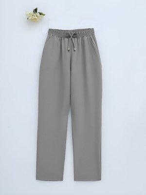 Gri Çift Cepli Beli Lastikli Bağcık Detaylı Pantolon