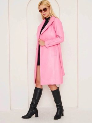 Pembe Düğmeli Uzun Deri Kaban