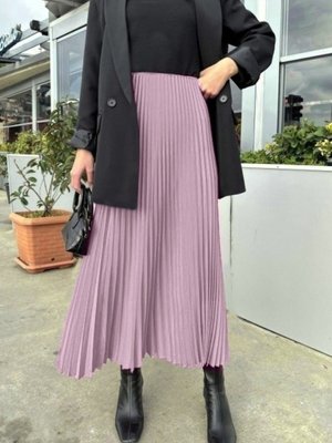 Gül Kurusu Uzun Pliseli Beli Lastikli Etek Gül Kurusu Uzun Pliseli Beli Lastikli Etek
