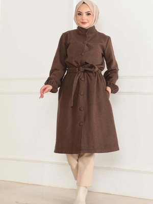 Kahverengi Düğme Detaylı Kaşe Kaban
